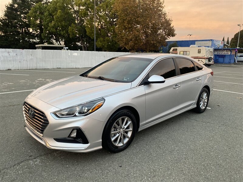 2019 Hyundai SONATA SE  