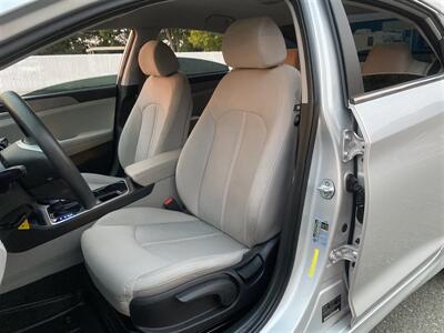 2019 Hyundai SONATA SE - Photo 18 - Fremont, CA 94536