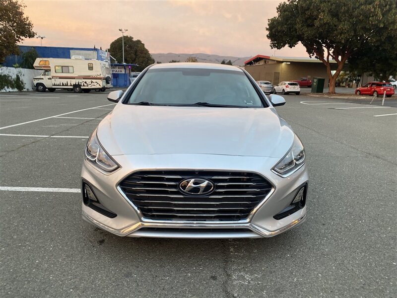 2019 Hyundai SONATA SE  