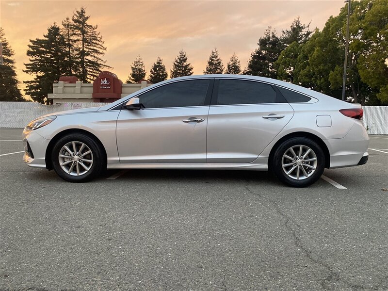 2019 Hyundai SONATA SE  