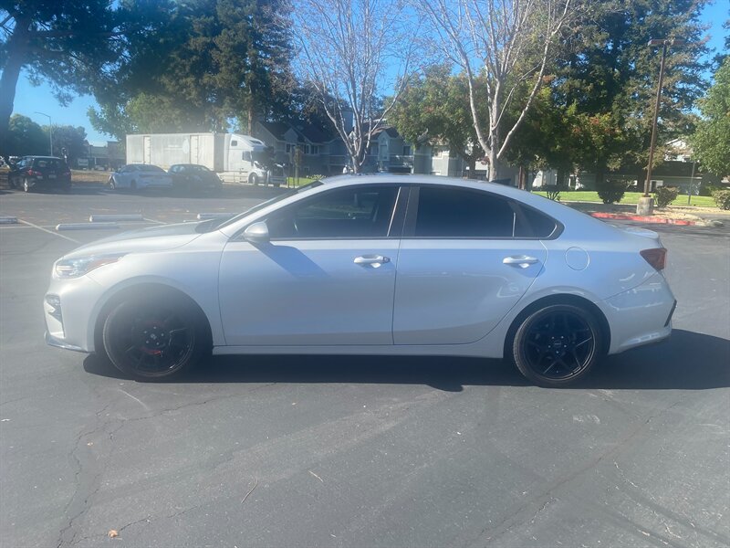 2019 Kia Forte S  