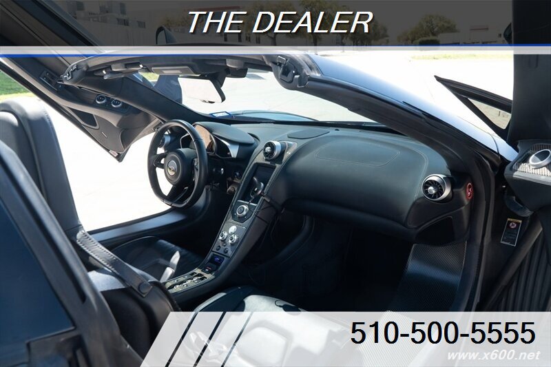2013 McLaren MP4-12C Spider  