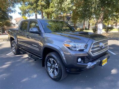 2017 Toyota Tacoma TRD Sport   - Photo 31 - Fremont, CA 94536