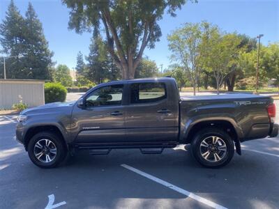 2017 Toyota Tacoma TRD Sport   - Photo 50 - Fremont, CA 94536