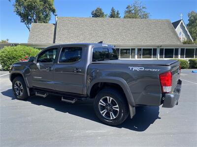 2017 Toyota Tacoma TRD Sport   - Photo 14 - Fremont, CA 94536