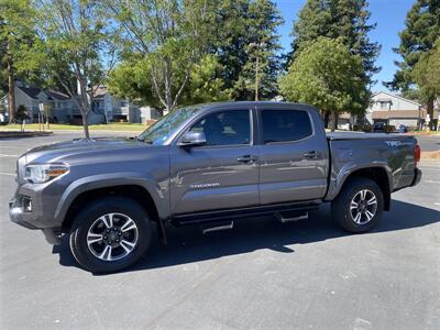 2017 Toyota Tacoma TRD Sport   - Photo 13 - Fremont, CA 94536