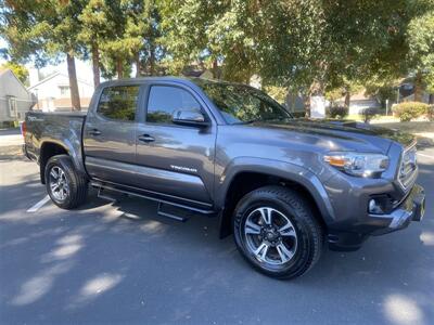 2017 Toyota Tacoma TRD Sport   - Photo 33 - Fremont, CA 94536