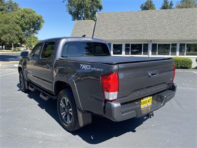 2017 Toyota Tacoma TRD Sport   - Photo 15 - Fremont, CA 94536