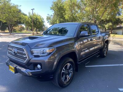 2017 Toyota Tacoma TRD Sport   - Photo 52 - Fremont, CA 94536