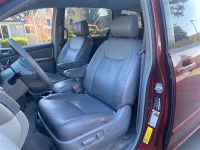 2008 Toyota Sienna XLE   - Photo 14 - Fremont, CA 94536