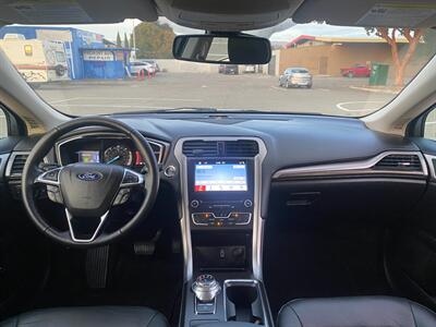 2018 Ford Fusion Hybrid SE - Photo 2 - Fremont, CA 94536