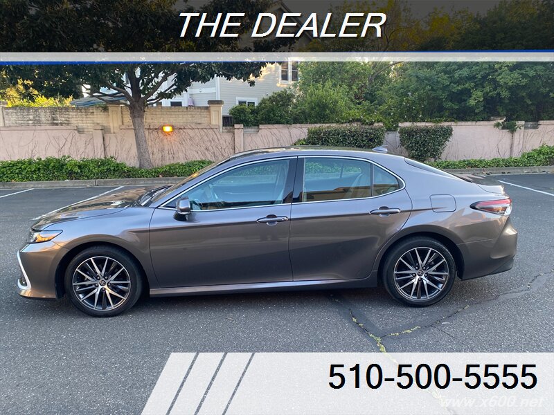 2022 Toyota Camry Hybrid XLE 1 Owner   - Photo 1 - Fremont, CA 94536