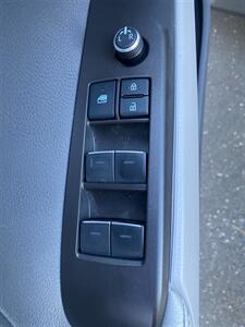 2022 Toyota Camry Hybrid XLE 1 Owner   - Photo 5 - Fremont, CA 94536