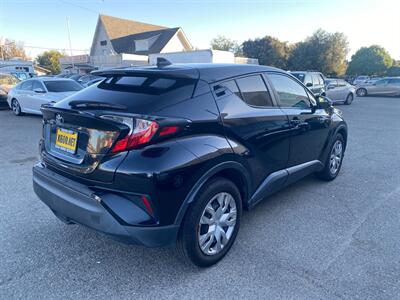 2020 Toyota C-HR LE - Photo 6 - Fremont, CA 94536