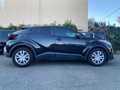 2020 Toyota C-HR LE - Photo 11 - Fremont, CA 94536