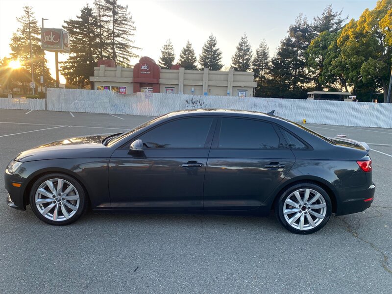2017 Audi A4 2.0T quattro Premium  
