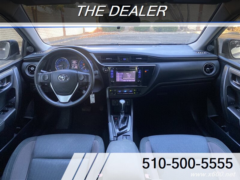 2018 Toyota Corolla SE  