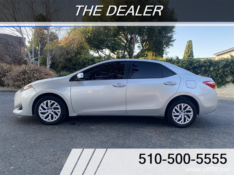 2018 Toyota Corolla SE  