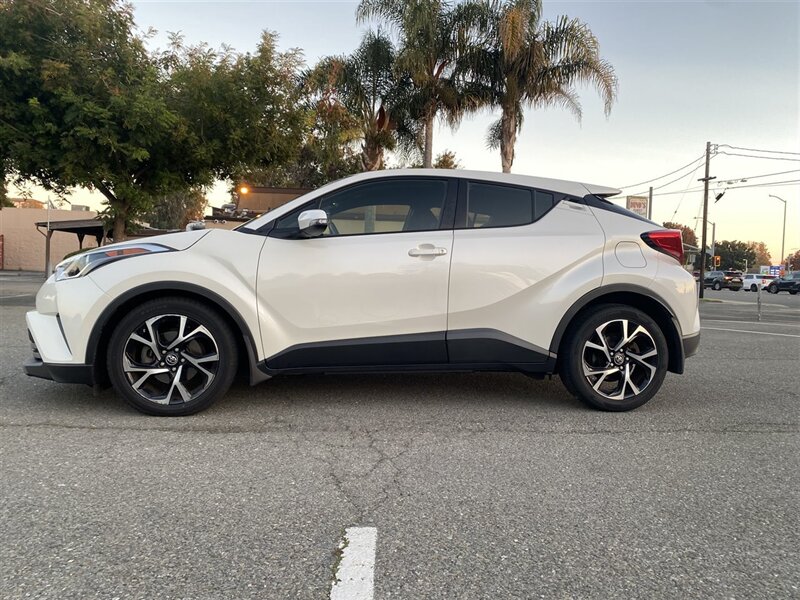 2018 Toyota C-HR XLE  1 Owner