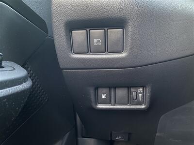2018 Toyota C-HR XLE  1 Owner - Photo 29 - Fremont, CA 94536