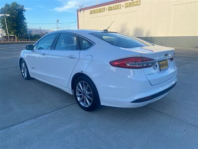 2017 Ford Fusion Hybrid SE - Photo 19 - Fremont, CA 94536