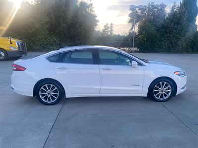 2017 Ford Fusion Hybrid SE - Photo 11 - Fremont, CA 94536