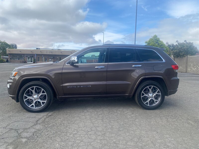 2019 Jeep Grand Cherokee Overland  