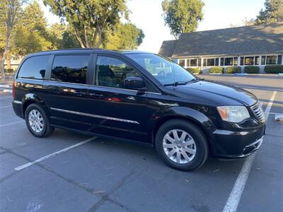 2016 Chrysler Town & Country Touring   - Photo 9 - Fremont, CA 94536