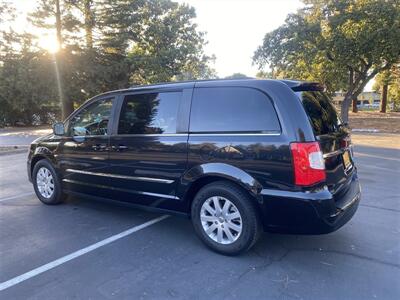 2016 Chrysler Town & Country Touring   - Photo 24 - Fremont, CA 94536