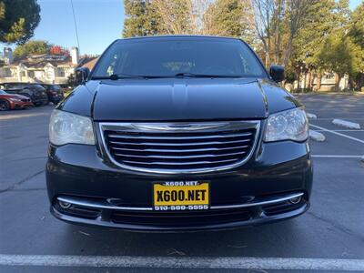 2016 Chrysler Town & Country Touring   - Photo 3 - Fremont, CA 94536