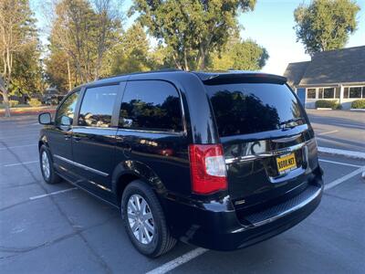 2016 Chrysler Town & Country Touring   - Photo 29 - Fremont, CA 94536