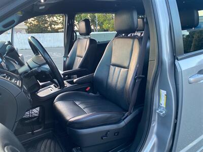 2019 Dodge Grand Caravan GT   - Photo 10 - Fremont, CA 94536