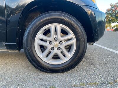2002 Toyota RAV4   - Photo 6 - Fremont, CA 94536