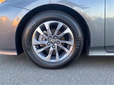 2019 Toyota Prius XLE One Owner - Photo 6 - Fremont, CA 94536