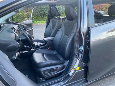 2019 Toyota Prius XLE One Owner - Photo 14 - Fremont, CA 94536