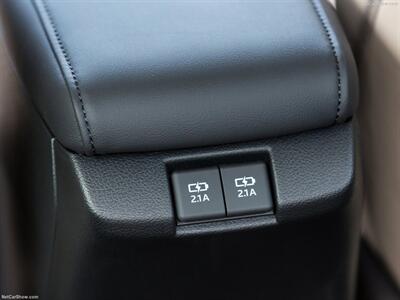 2019 Toyota Prius XLE One Owner - Photo 12 - Fremont, CA 94536