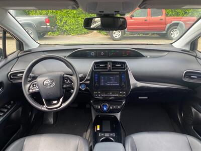 2019 Toyota Prius XLE One Owner - Photo 2 - Fremont, CA 94536
