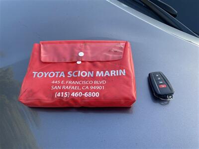 2022 Toyota Camry SE   - Photo 8 - Fremont, CA 94536