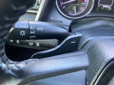 2022 Toyota Camry SE   - Photo 18 - Fremont, CA 94536