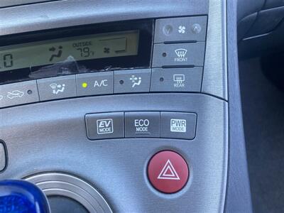 2014 Toyota Prius Four   - Photo 12 - Fremont, CA 94536