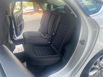 2019 Ford Fusion Hybrid SE  1 Owner - Photo 12 - Fremont, CA 94536