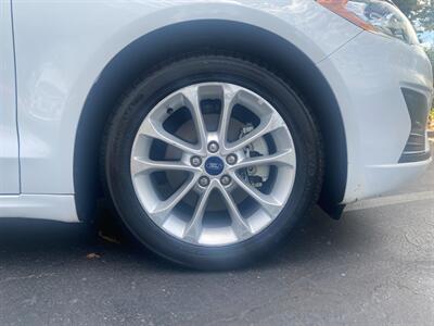 2019 Ford Fusion Hybrid SE  1 Owner - Photo 17 - Fremont, CA 94536