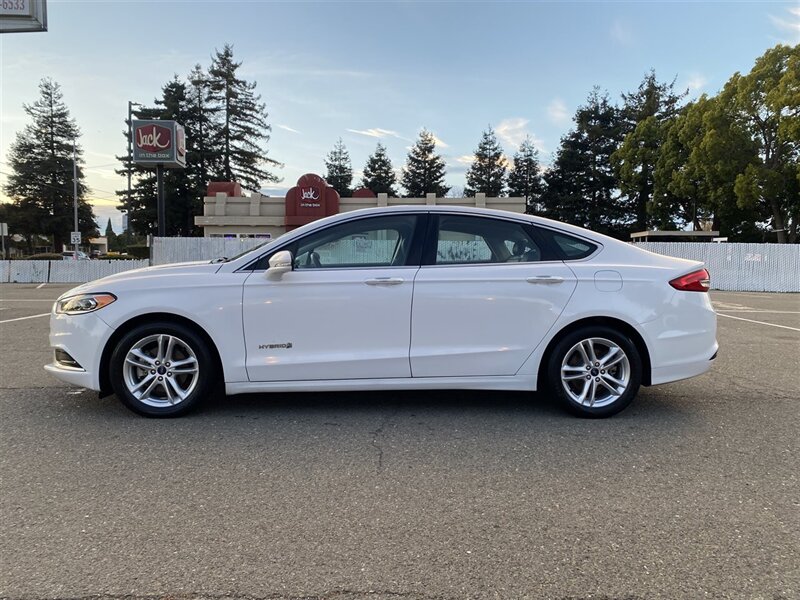 2018 Ford Fusion Hybrid SE  