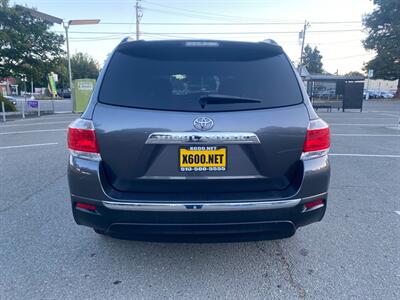 2013 Toyota Highlander Plus - Photo 24 - Fremont, CA 94536