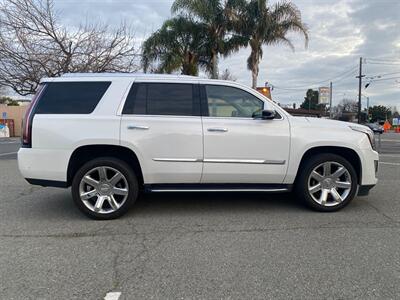 2017 Cadillac Escalade Luxury   - Photo 11 - Fremont, CA 94536