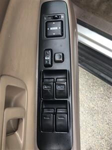 2002 Toyota 4Runner SR5   - Photo 19 - Fremont, CA 94536