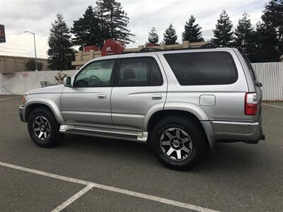 2002 Toyota 4Runner SR5   - Photo 16 - Fremont, CA 94536