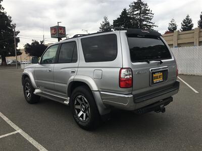 2002 Toyota 4Runner SR5   - Photo 14 - Fremont, CA 94536