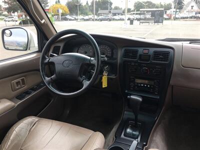 2002 Toyota 4Runner SR5   - Photo 31 - Fremont, CA 94536