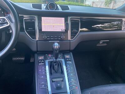2018 Porsche Macan   - Photo 46 - Fremont, CA 94536